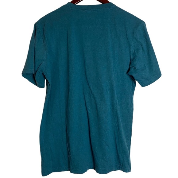 Marvel Iron Man Armor Comic Book Cover Tee Shirt Medium Blue Retro Fandom - Picture 2 of 14